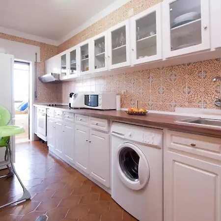 Em Frente A E Marina *