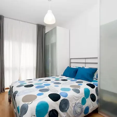 Em Frente A E Marina Apartamento