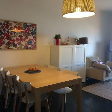 Em Frente A E Marina Apartment