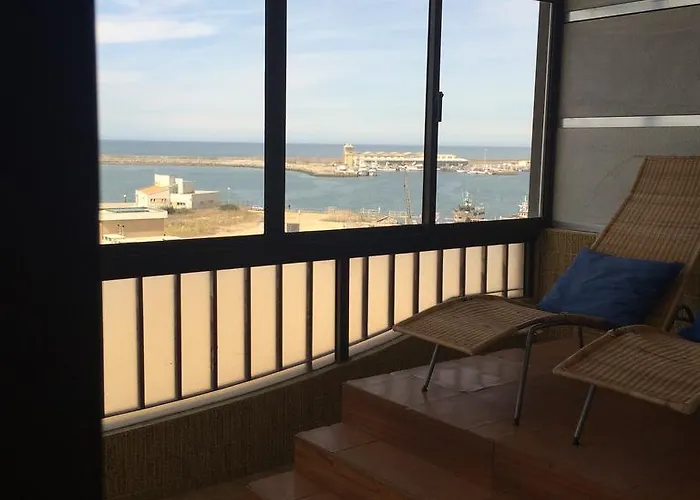 Em Frente A E Marina * Vila do Conde